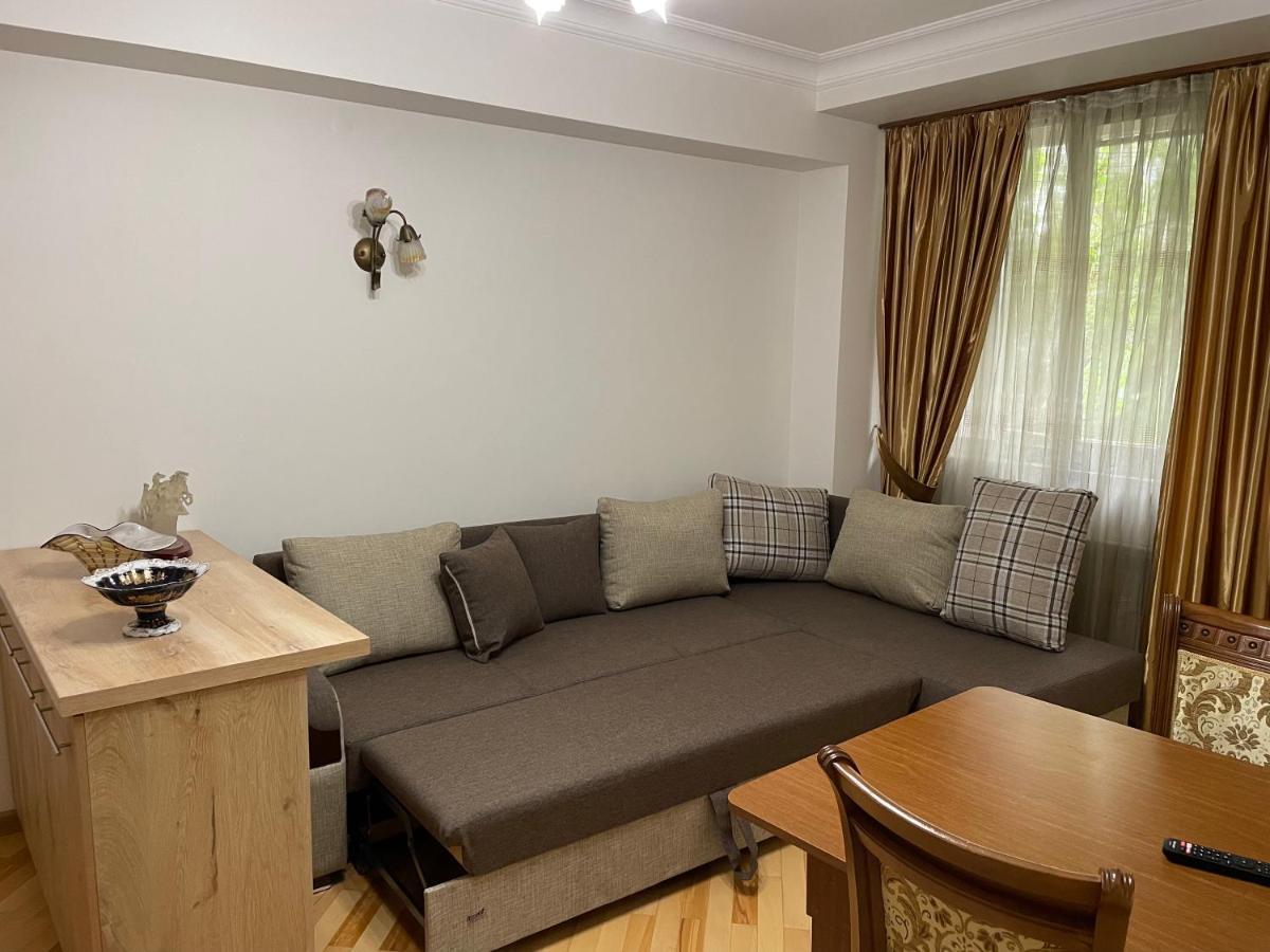Apartment In City Center Yerevan Exterior foto