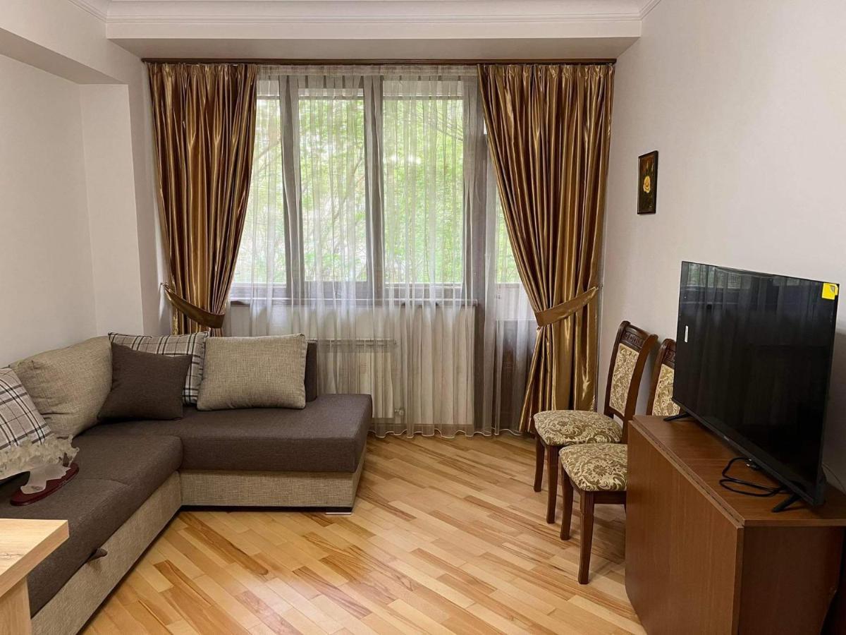 Apartment In City Center Yerevan Exterior foto